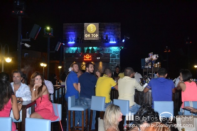 Friday Night at B On Top Pub, Byblos
